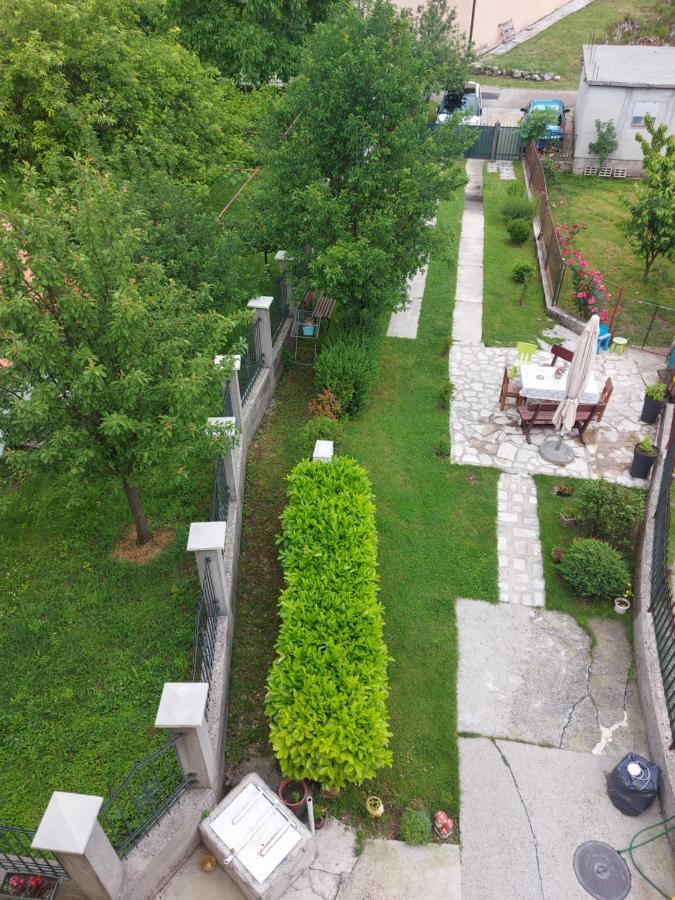 Lucic Guesthouse Цетине Екстериор снимка